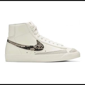 Nike Blazzers Mid ‘77